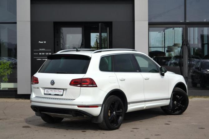 Volkswagen Touareg II Рестайлинг с пробегом 2018 года, цена 4 100 000 рублей, 61078 км, внедорожник, Автокод Объявления