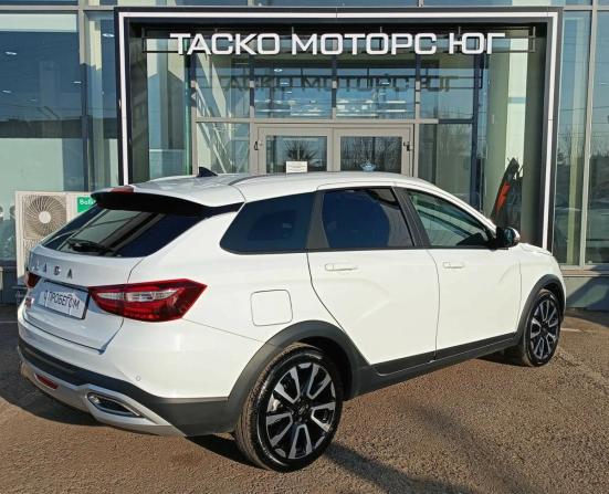 Lada (ВАЗ) Vesta I Рестайлинг (NG) с пробегом 2024 года, цена 1 400 900 рублей, 26746 км, универсал, Автокод Объявления