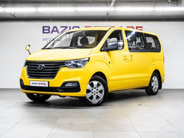 Hyundai Grand Starex I Рестайлинг 2 с пробегом 2018 года, цена 2 659 000 рублей, 223154 км, минивэн, Автокод Объявления