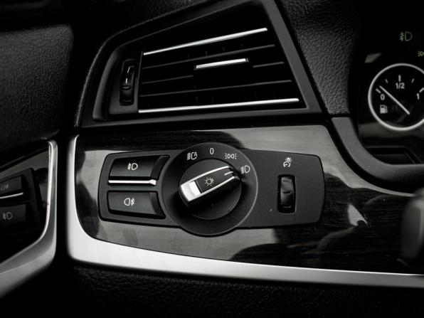 BMW 5 серии VI (F10/F11/F07) с пробегом 2012 года, цена 1 395 000 рублей, 328831 км, седан, Автокод Объявления