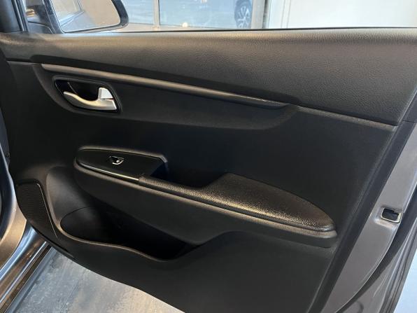 Kia Rio IV с пробегом 2020 года, цена 1 447 000 рублей, 131335 км, хэтчбек, Автокод Объявления