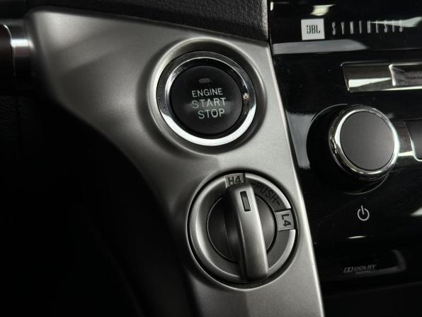 Toyota Land Cruiser 200 Series Рестайлинг 1 с пробегом 2014 года, цена 4 299 000 рублей, 214452 км, внедорожник, Автокод Объявления