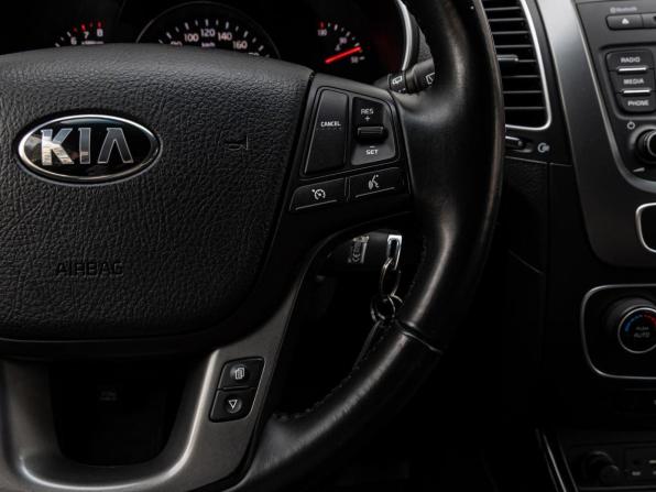 Kia Sorento II Рестайлинг с пробегом 2019 года, цена 2 198 000 рублей, 97283 км, внедорожник, Автокод Объявления