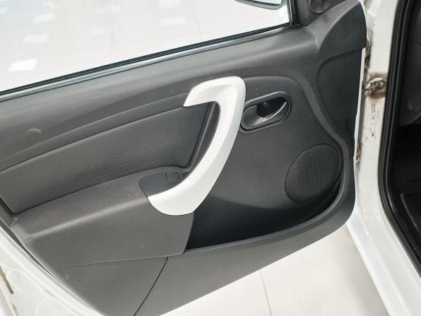 Renault Logan I Рестайлинг с пробегом 2014 года, цена 561 000 рублей, 80425 км, седан, Автокод Объявления