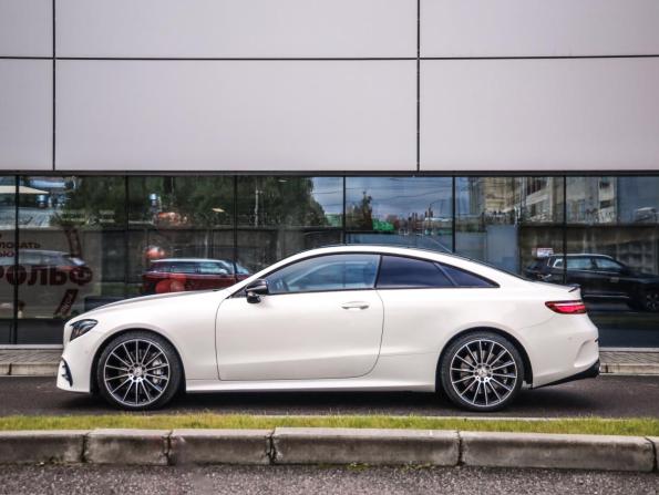 Mercedes-Benz E-Класс AMG V (W213) с пробегом 2018 года, цена 4 327 005 рублей, 136397 км, купе, Автокод Объявления