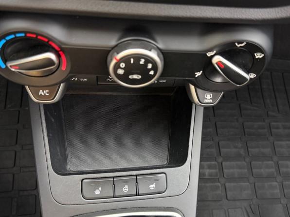 Kia Rio IV с пробегом 2019 года, цена 1 399 000 рублей, 127367 км, хэтчбек, Автокод Объявления