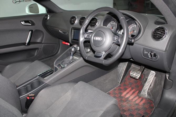 Audi TT II (8J) Рестайлинг с пробегом 2013 года, цена 1 350 000 рублей, 69684 км, купе, Автокод Объявления