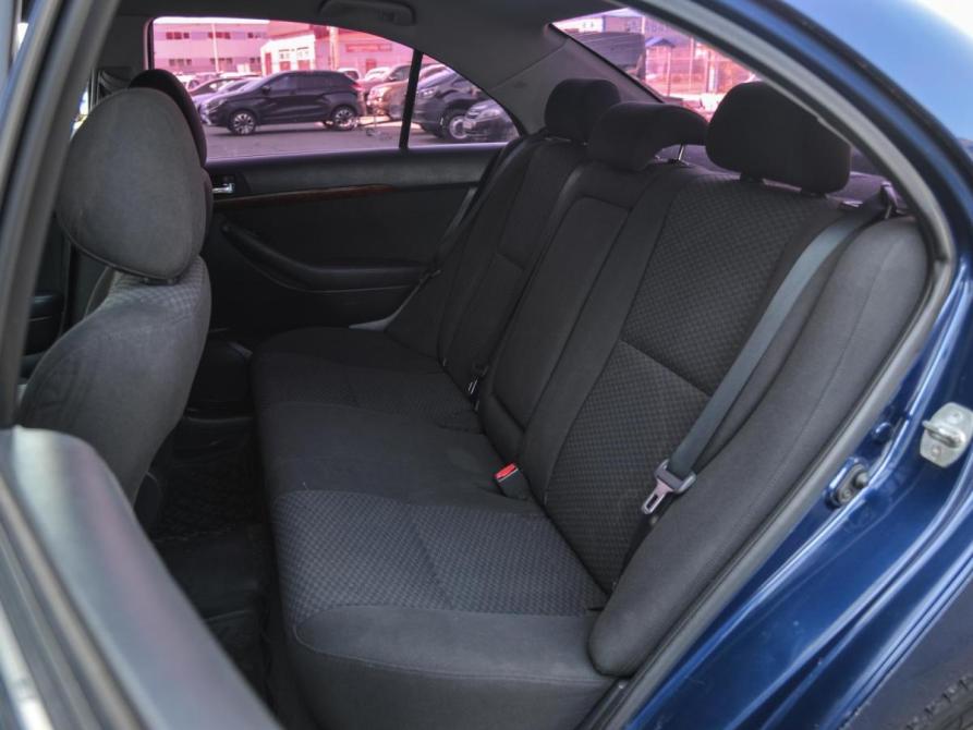 Toyota Avensis II Курган  - изображение 8