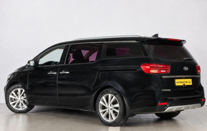 Kia Carnival III с пробегом 2019 года, цена 2 729 000 рублей, 128000 км, минивэн, Автокод Объявления