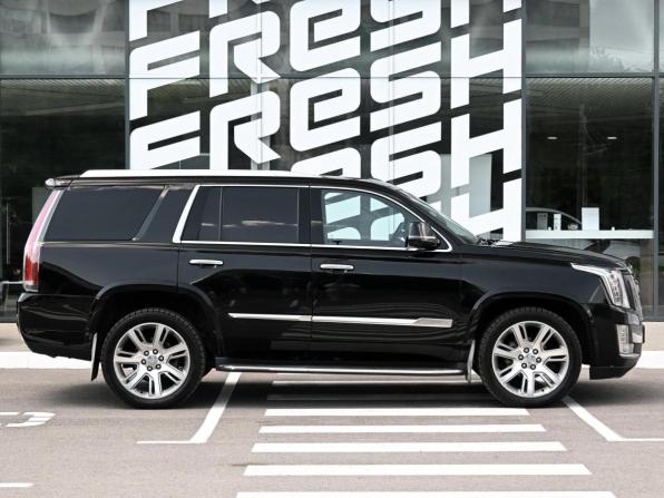 Cadillac Escalade IV с пробегом 2015 года, цена 3 950 000 рублей, 153388 км, внедорожник, Автокод Объявления
