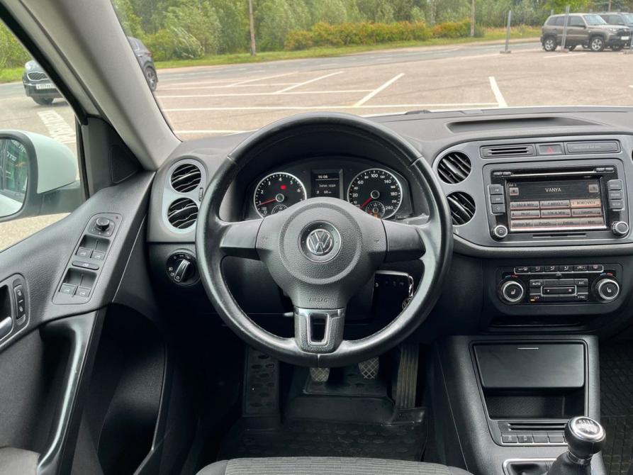 Volkswagen Tiguan I Рестайлинг Великие Луки  - изображение 17