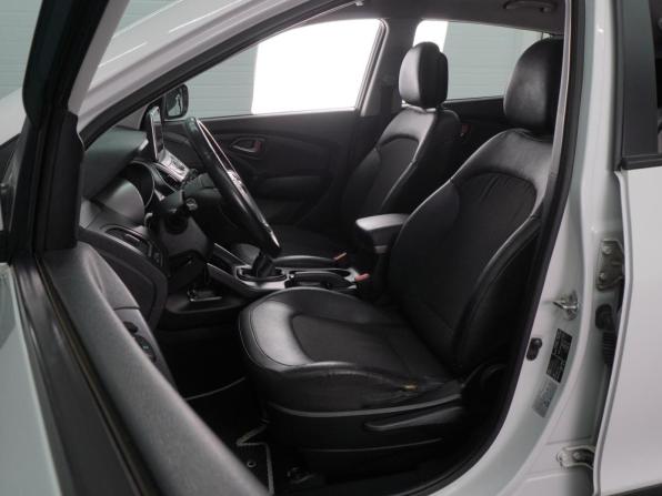 Hyundai ix35 I Рестайлинг с пробегом 2014 года, цена 1 299 000 рублей, 155345 км, внедорожник, Автокод Объявления