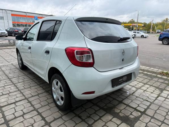 Renault Sandero II с пробегом 2017 года, цена 845 000 рублей, 56589 км, хэтчбек, Автокод Объявления