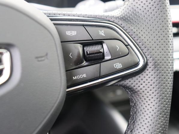 Geely Coolray I Рестайлинг с пробегом 2024 года, цена 2 100 000 рублей, 35086 км, внедорожник, Автокод Объявления
