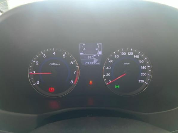 Hyundai Solaris I Рестайлинг с пробегом 2015 года, цена 635 900 рублей, 242656 км, седан, Автокод Объявления