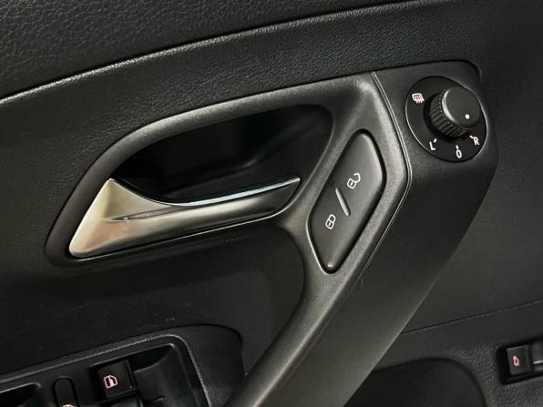 Volkswagen Polo V Рестайлинг с пробегом 2018 года, цена 1 170 000 рублей, 131092 км, седан, Автокод Объявления