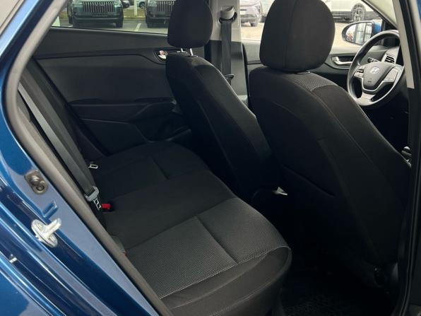Hyundai Solaris II Рестайлинг с пробегом 2021 года, цена 1 569 000 рублей, 115000 км, седан, Автокод Объявления