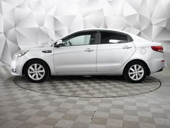 Kia Rio III Рестайлинг с пробегом 2016 года, цена 932 000 рублей, 170000 км, седан, Автокод Объявления