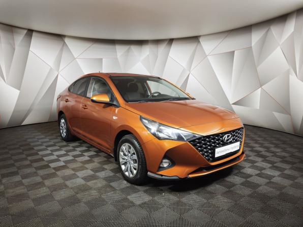 Hyundai Solaris II Рестайлинг с пробегом 2021 года, цена 1 219 000 рублей, 176104 км, седан, Автокод Объявления