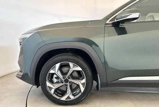 Geely Atlas II с пробегом 2024 года, цена 2 630 000 рублей, 45024 км, внедорожник, Автокод Объявления
