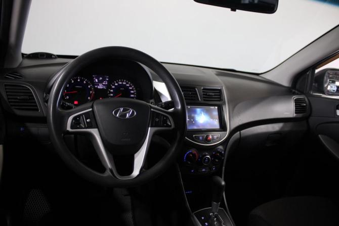 Hyundai Solaris I с пробегом 2011 года, цена 825 000 рублей, 161100 км, хэтчбек, Автокод Объявления