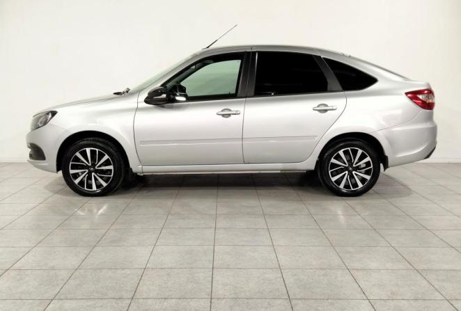 Lada (ВАЗ) Granta I Рестайлинг с пробегом 2023 года, цена 965 000 рублей, 43121 км, лифтбек, Автокод Объявления