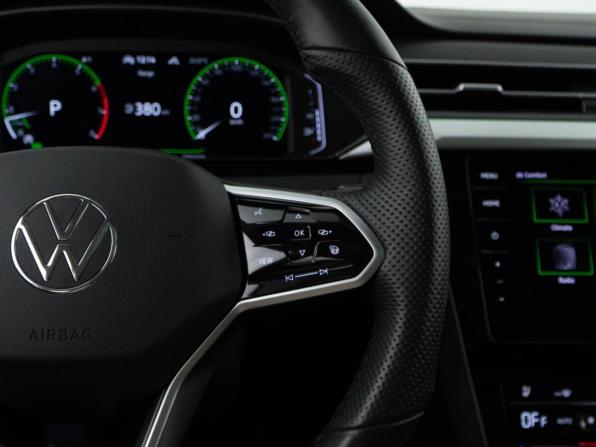 Volkswagen Passat CC II Рестайлинг с пробегом 2022 года, цена 4 999 050 рублей, 22644 км, лифтбек, Автокод Объявления