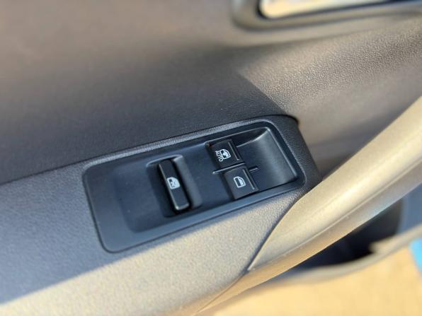 Volkswagen Polo V с пробегом 2012 года, цена 595 000 рублей, 241851 км, седан, Автокод Объявления