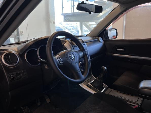 Suzuki Grand Vitara II с пробегом 2007 года, цена 647 400 рублей, 255040 км, внедорожник, Автокод Объявления