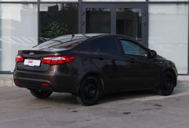 Kia Rio III Рестайлинг с пробегом 2015 года, цена 845 000 рублей, 255354 км, седан, Автокод Объявления