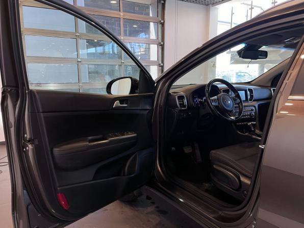 Kia Sportage IV Рестайлинг с пробегом 2018 года, цена 2 280 000 рублей, 138819 км, внедорожник, Автокод Объявления