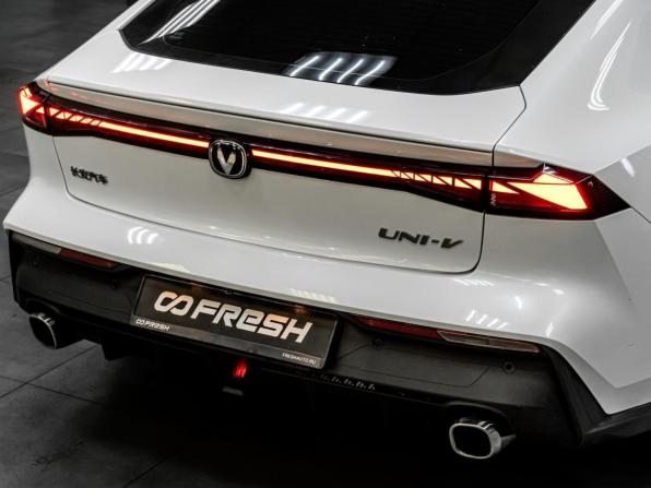 Changan UNI-V I с пробегом 2023 года, цена 2 099 000 рублей, 82914 км, лифтбек, Автокод Объявления