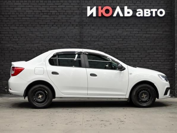 Renault Logan II с пробегом 2018 года, цена 775 000 рублей, 111707 км, седан, Автокод Объявления