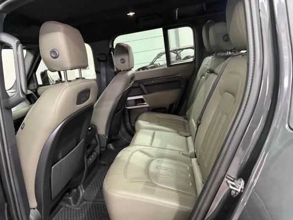 Land Rover Defender II с пробегом 2021 года, цена 4 997 000 рублей, 79641 км, внедорожник, Автокод Объявления