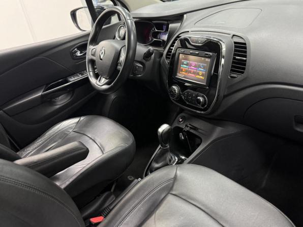 Renault Kaptur I с пробегом 2017 года, цена 1 330 000 рублей, 145000 км, внедорожник, Автокод Объявления