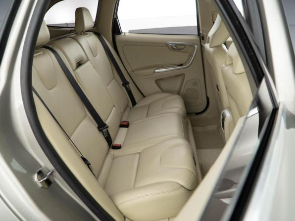 Volvo XC60 I Рестайлинг с пробегом 2015 года, цена 2 545 055 рублей, 189208 км, внедорожник, Автокод Объявления
