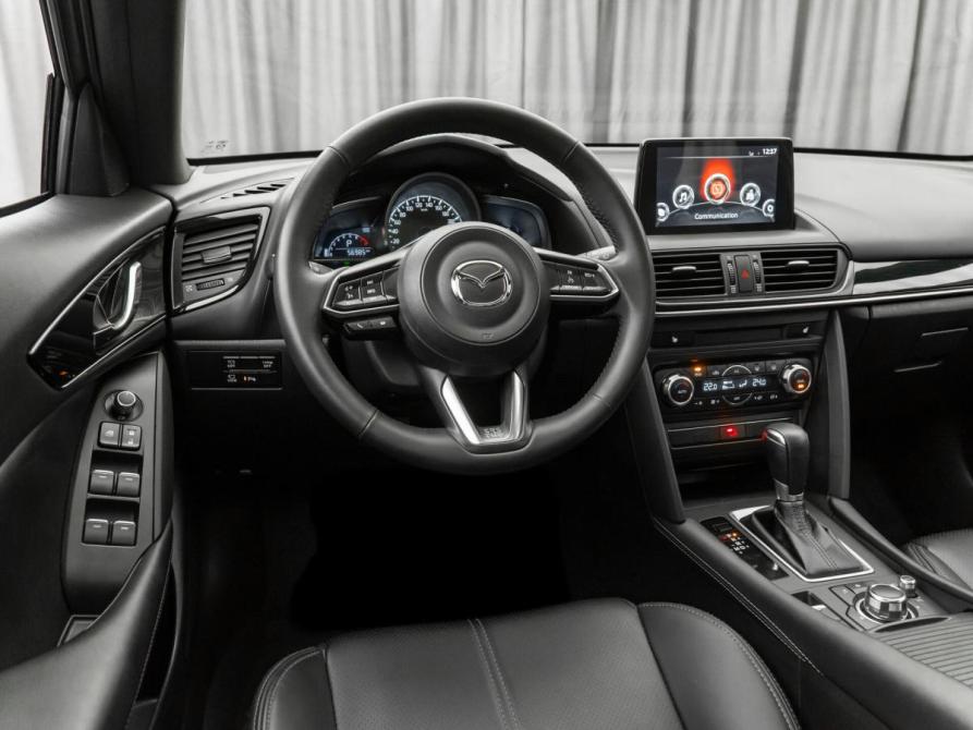 Mazda CX-4 I Рестайлинг Москва  - изображение 7
