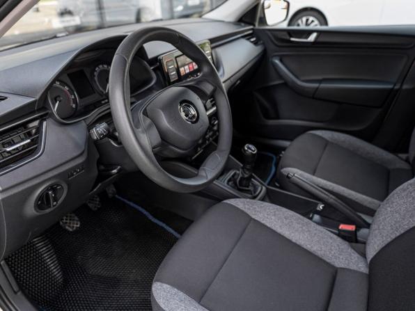 Skoda Rapid II с пробегом 2021 года, цена 1 395 600 рублей, 175548 км, лифтбек, Автокод Объявления