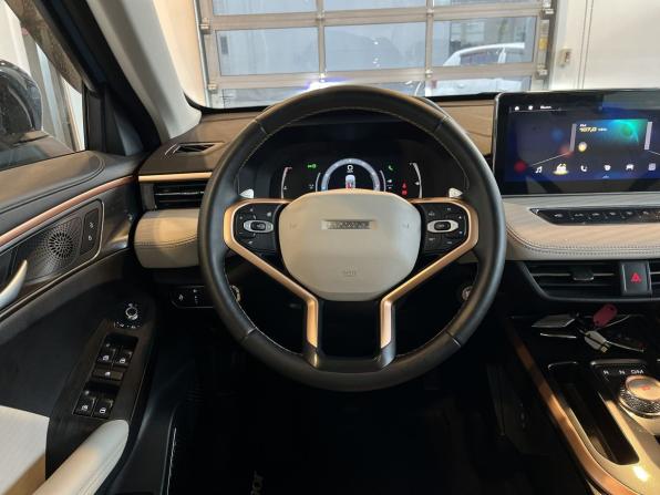 Haval Jolion I Рестайлинг с пробегом 2024 года, цена 2 425 000 рублей, 4265 км, внедорожник, Автокод Объявления