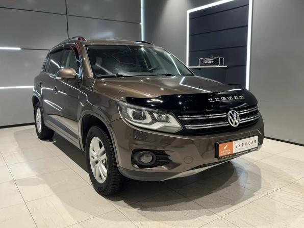 Volkswagen Tiguan I Рестайлинг с пробегом 2015 года, цена 1 099 000 рублей, 255000 км, внедорожник, Автокод Объявления