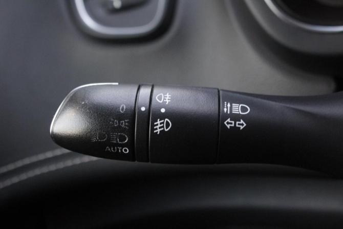 Renault Scenic IV с пробегом 2018 года, цена 1 750 000 рублей, 250461 км, минивэн, Автокод Объявления