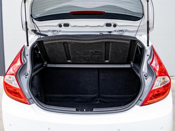 Hyundai Solaris I Рестайлинг с пробегом 2014 года, цена 1 166 000 рублей, 153080 км, хэтчбек, Автокод Объявления