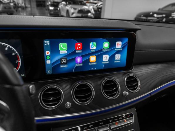Mercedes-Benz E-Класс V (W213 S213 C238) с пробегом 2019 года, цена 4 200 000 рублей, 56065 км, седан, Автокод Объявления