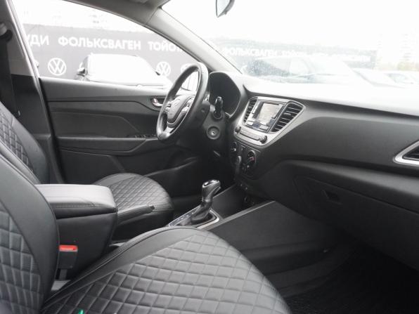 Hyundai Solaris II с пробегом 2017 года, цена 1 031 000 рублей, 252891 км, седан, Автокод Объявления