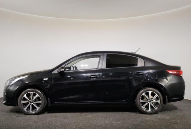 Kia Rio IV с пробегом 2018 года, цена 1 395 000 рублей, 99351 км, седан, Автокод Объявления