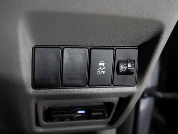 Honda Stepwgn V с пробегом 2015 года, цена 1 730 000 рублей, 127705 км, минивэн, Автокод Объявления