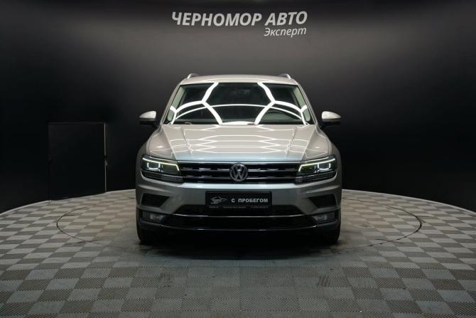 Volkswagen Tiguan II с пробегом 2017 года, цена 2 590 000 рублей, 183840 км, внедорожник, Автокод Объявления