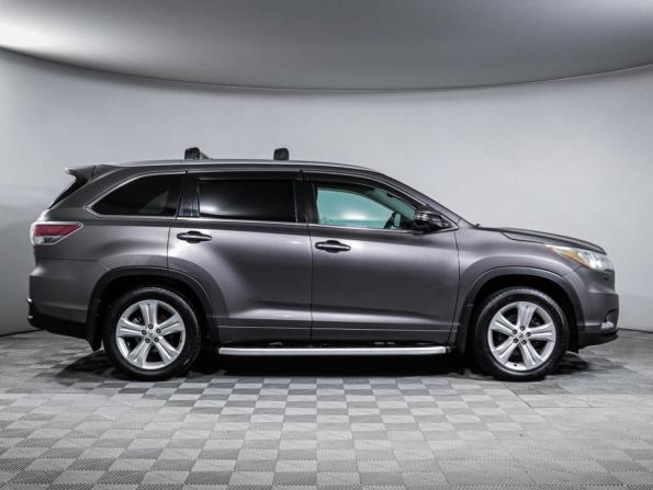 Toyota Highlander III (XU50) с пробегом 2014 года, цена 2 020 000 рублей, 403777 км, внедорожник, Автокод Объявления