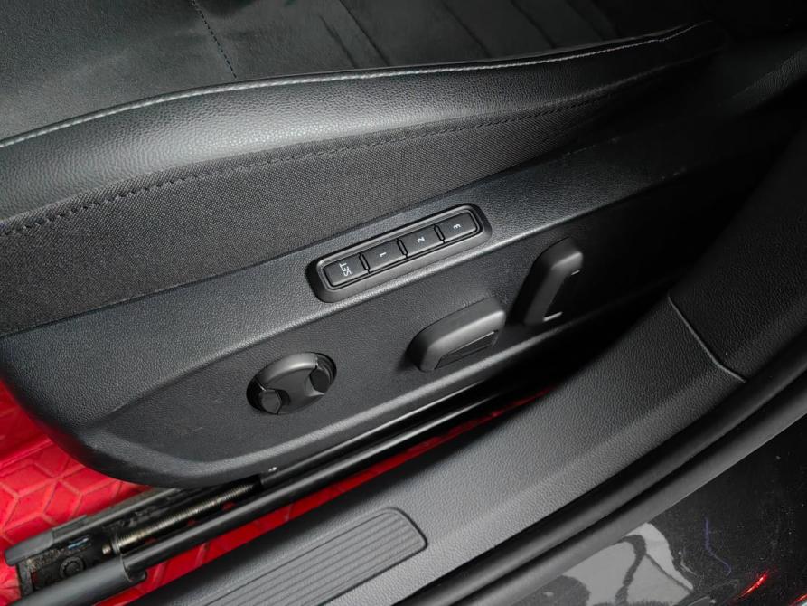 Volkswagen Sagitar III Рестайлинг Москва  - изображение 23