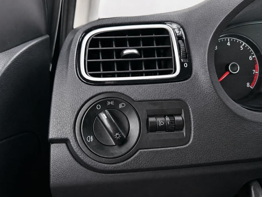 Volkswagen Polo V Рестайлинг Уфа  - изображение 13